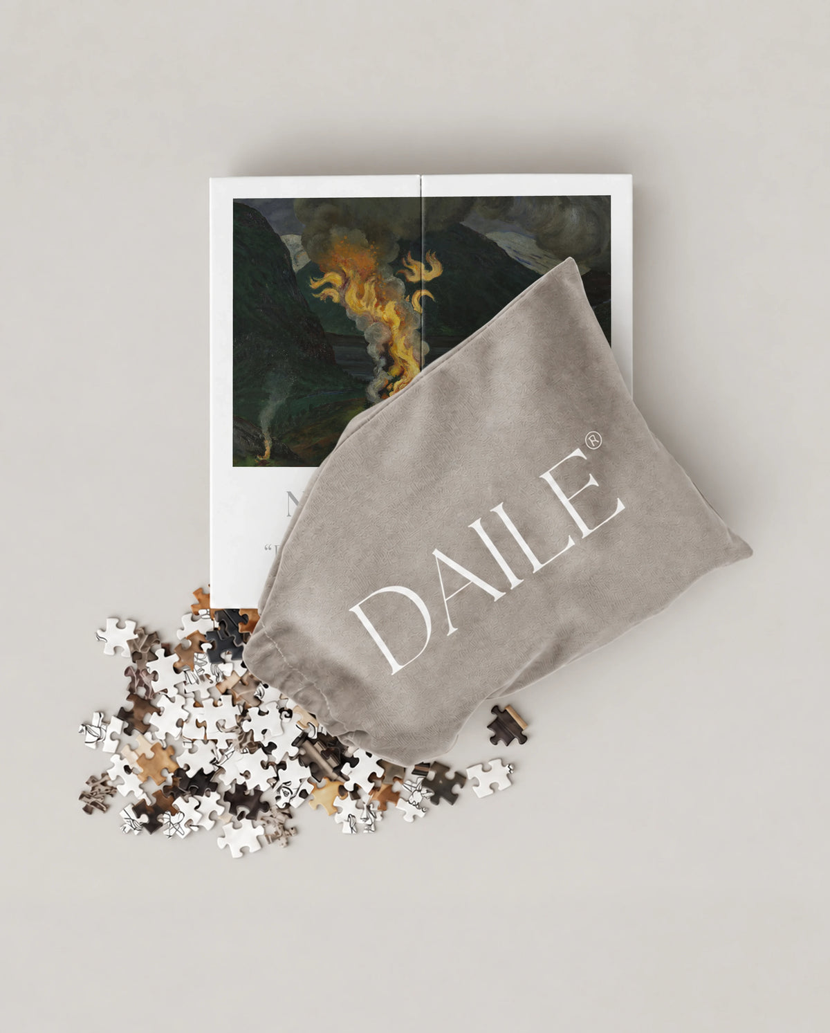 DAILE Mini set seen from above with pouch #set:mini
