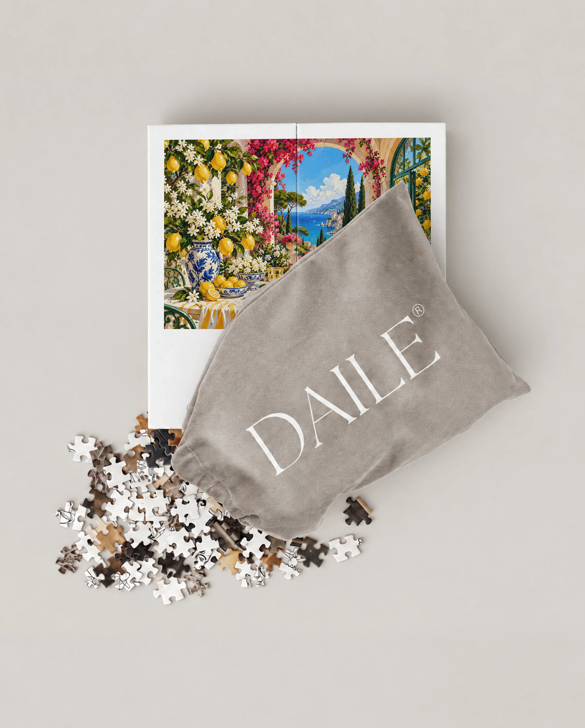 DAILE Mini set seen from above with pouch #set:mini
