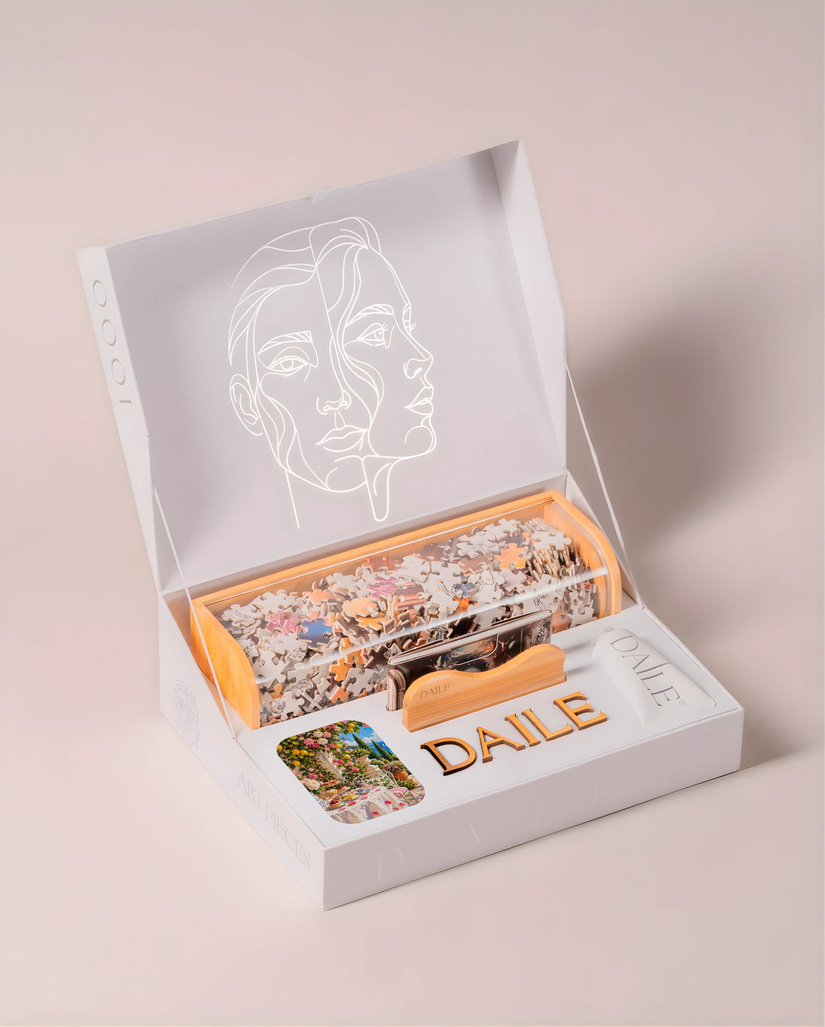 DAILE Classic gift box, open, without candle #set:classic