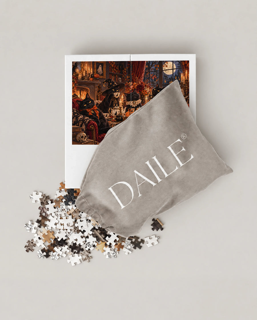 DAILE Mini set seen from above with pouch