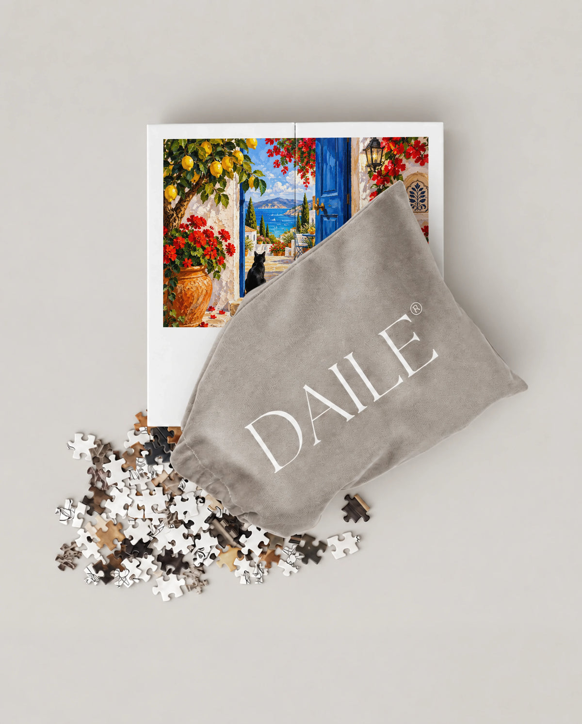 DAILE Mini set seen from above with pouch #set:mini