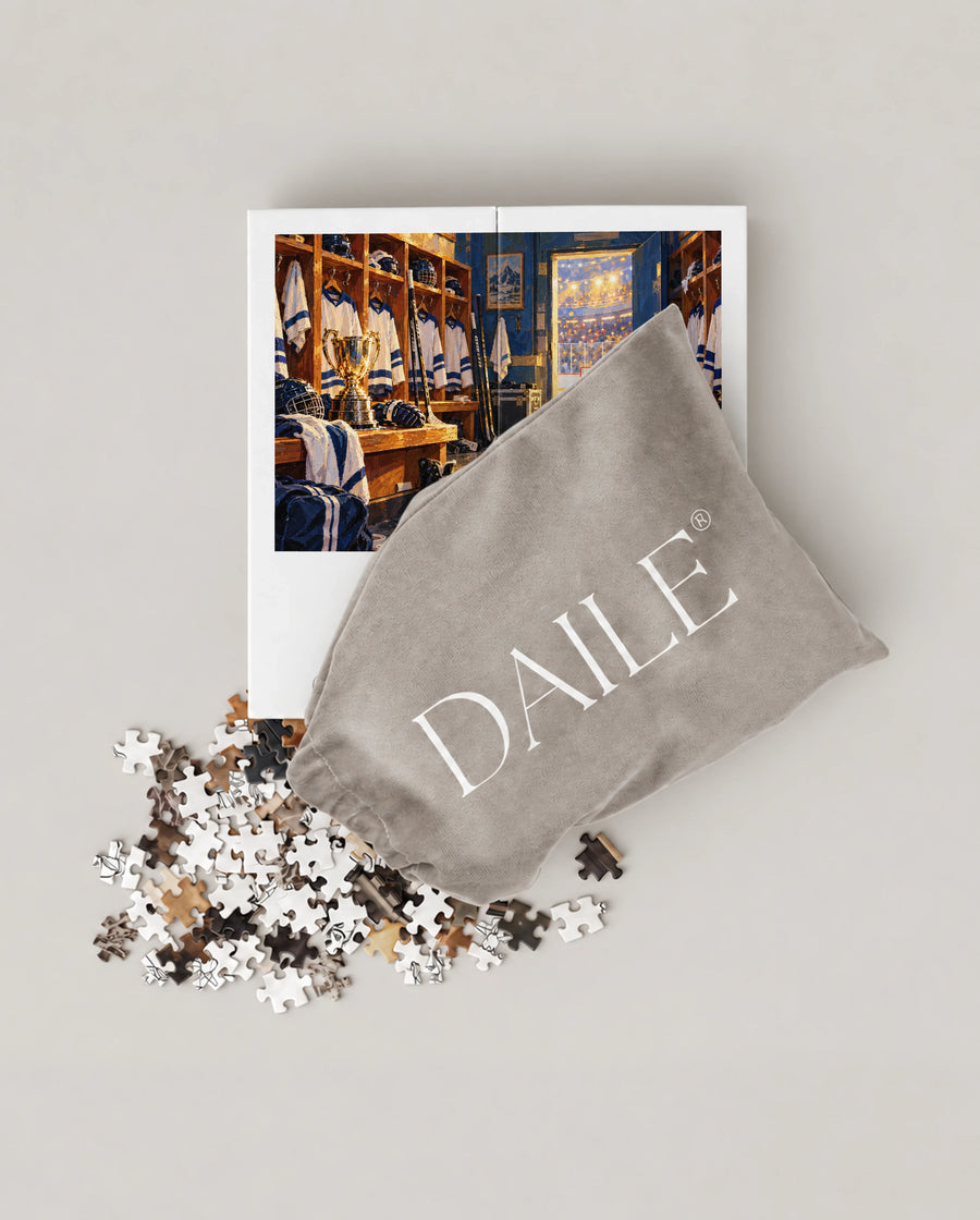 DAILE Mini set seen from above with pouch