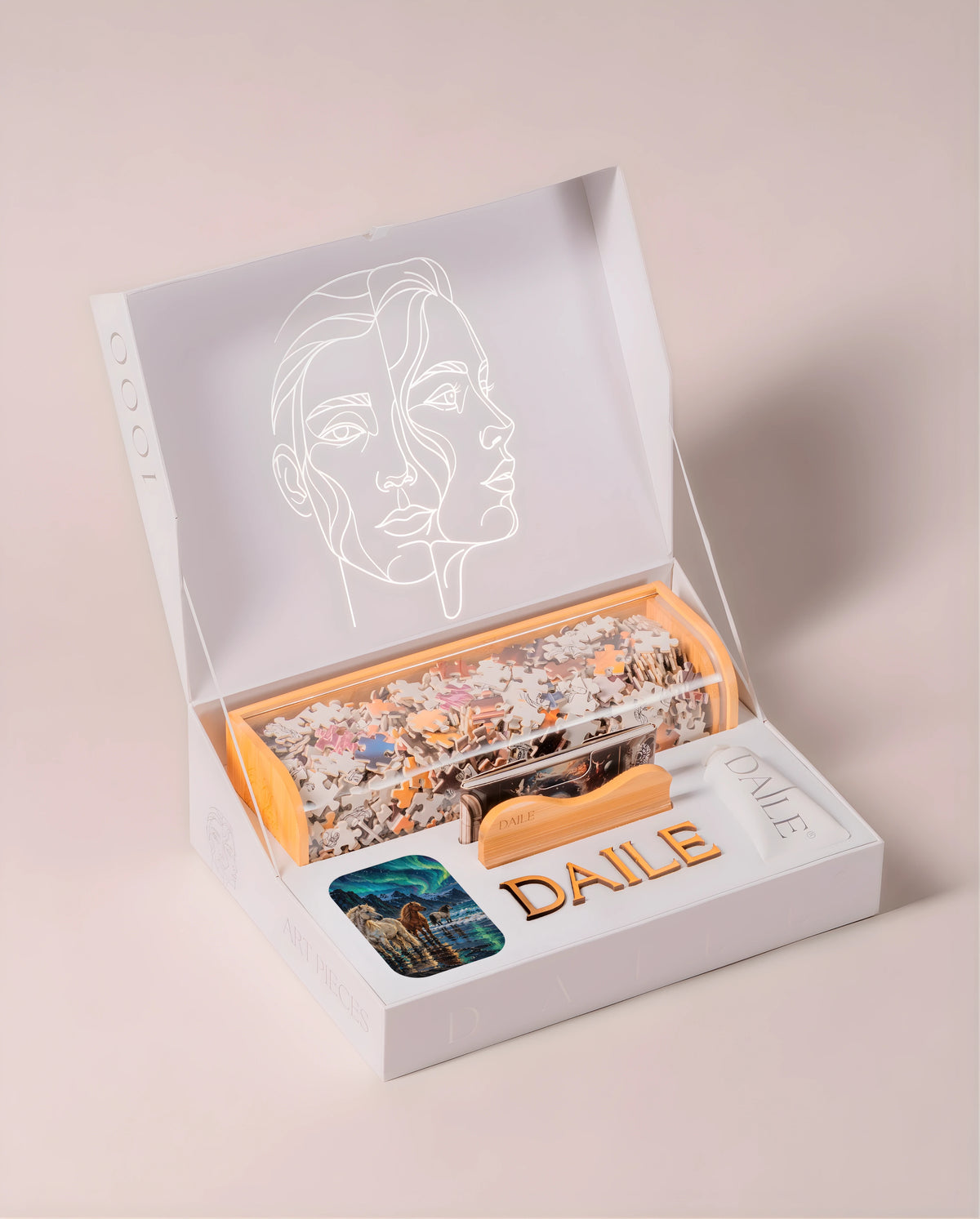DAILE Classic gift box, open, without candle #set:classic