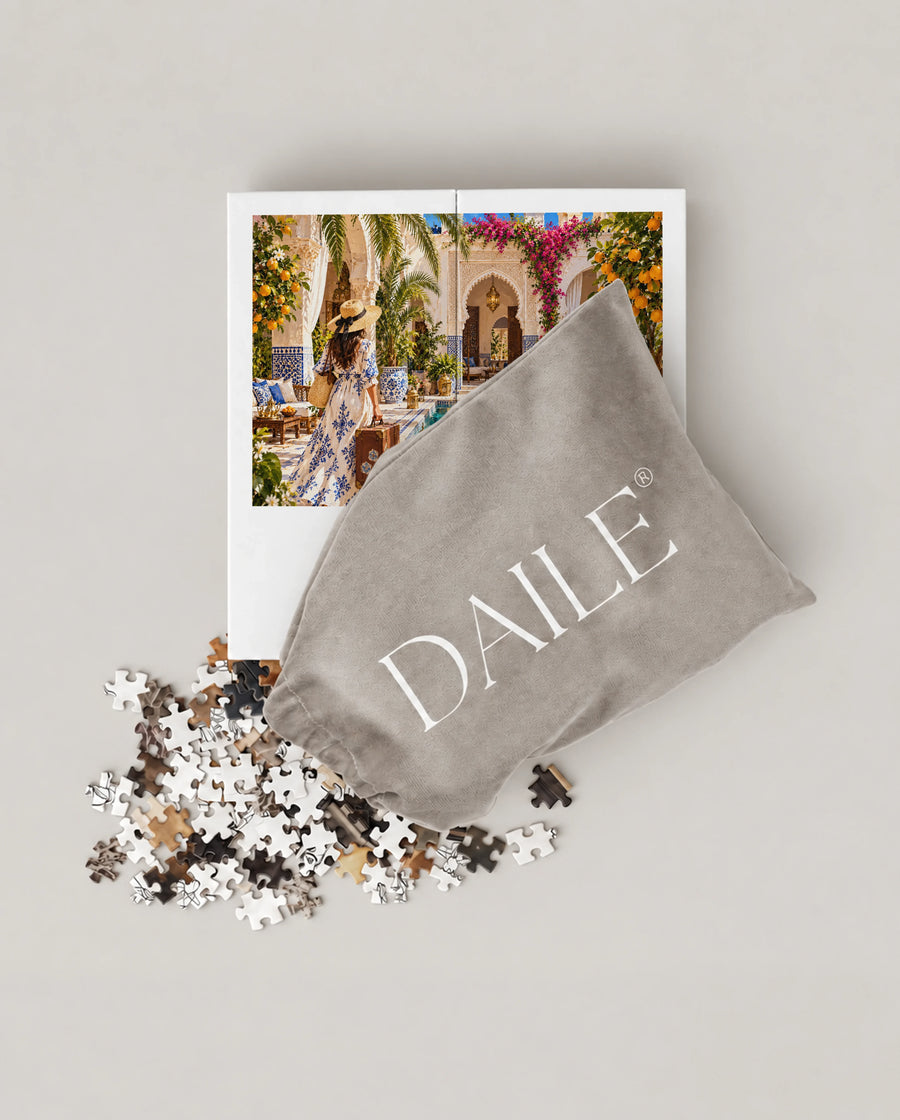 DAILE Mini set seen from above with pouch