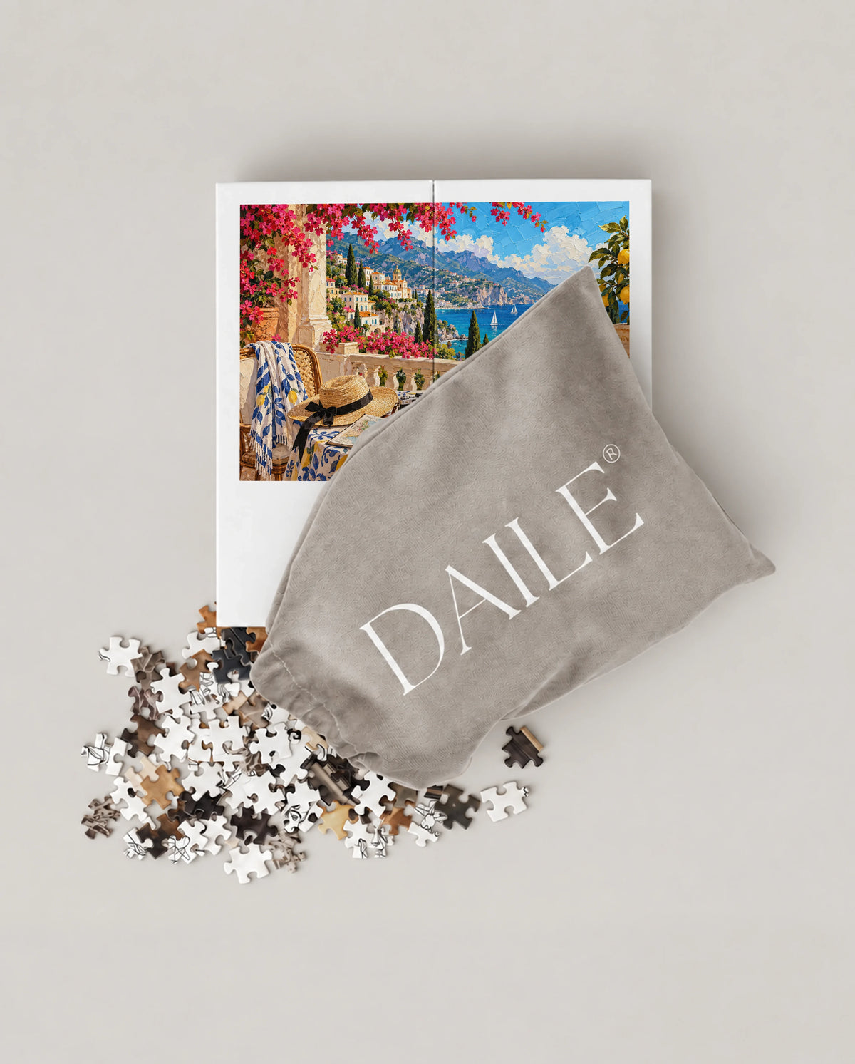 DAILE Mini set seen from above with pouch #set:mini