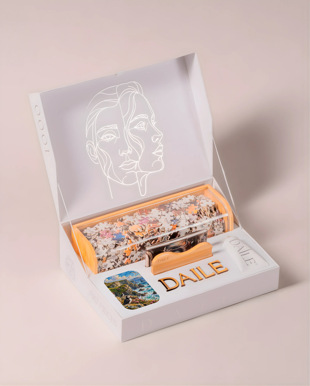 DAILE Classic gift box, open, without candle #set:classic