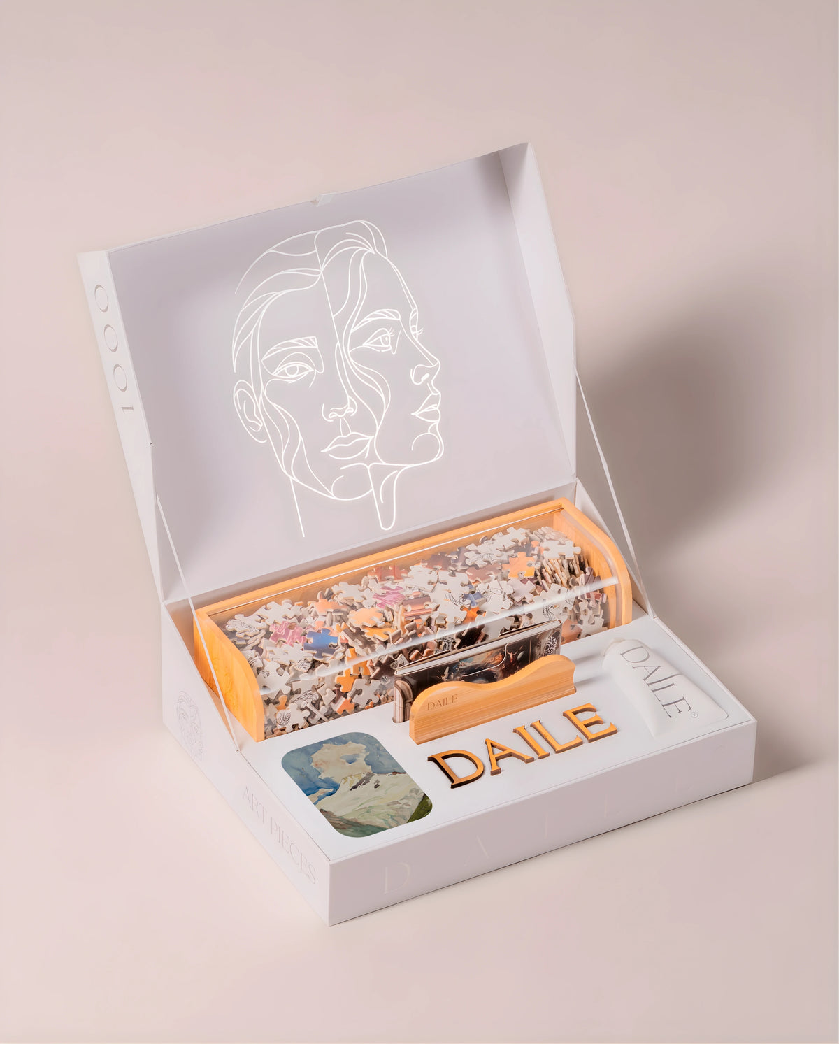 DAILE Classic gift box, open, without candle #set:classic