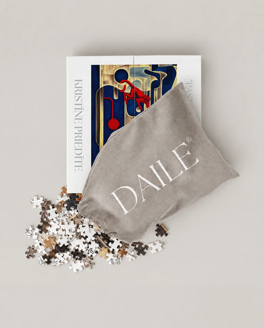 DAILE Mini set seen from above with pouch