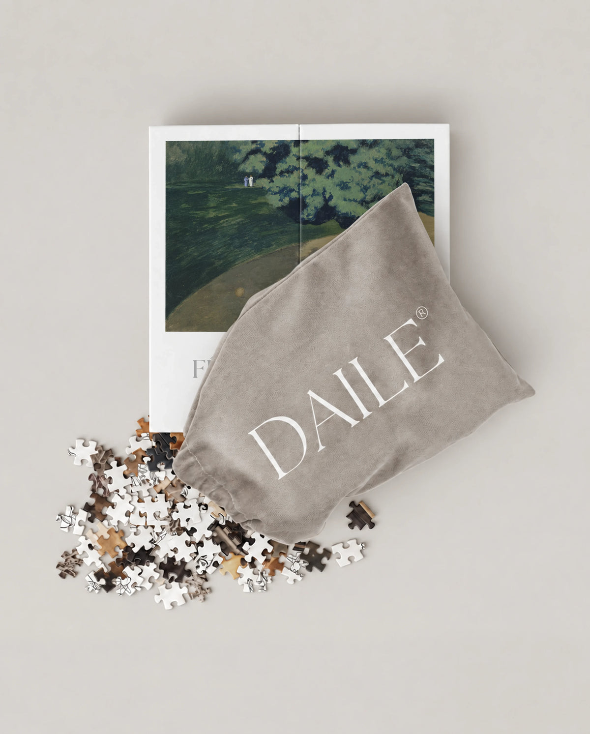 DAILE Mini set seen from above with pouch #set:mini