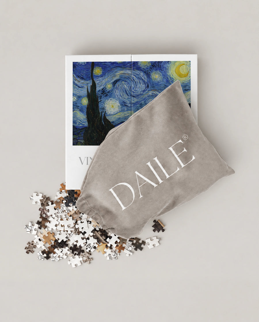 DAILE Mini set seen from above with pouch