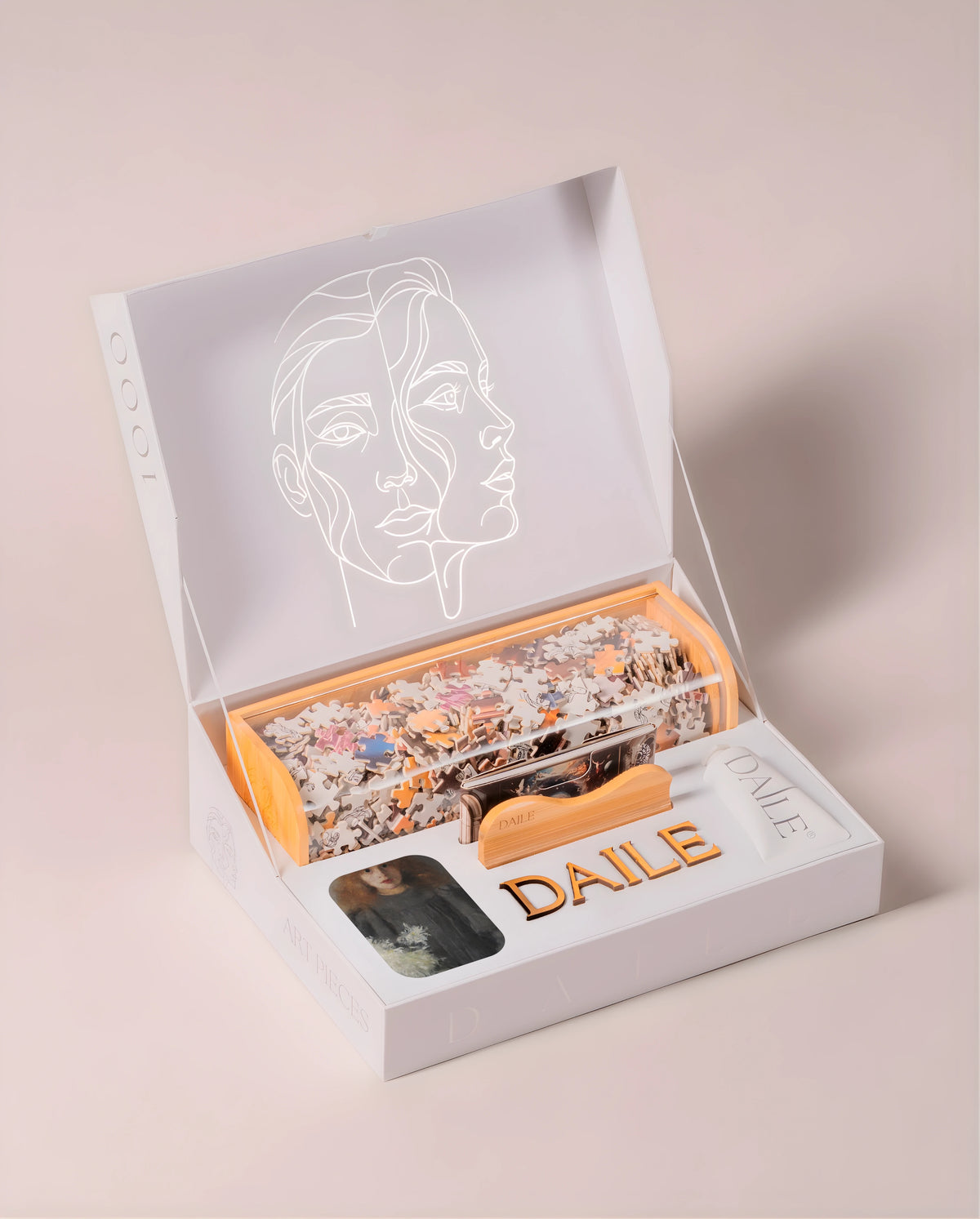 DAILE Classic gift box, open, without candle #set:classic