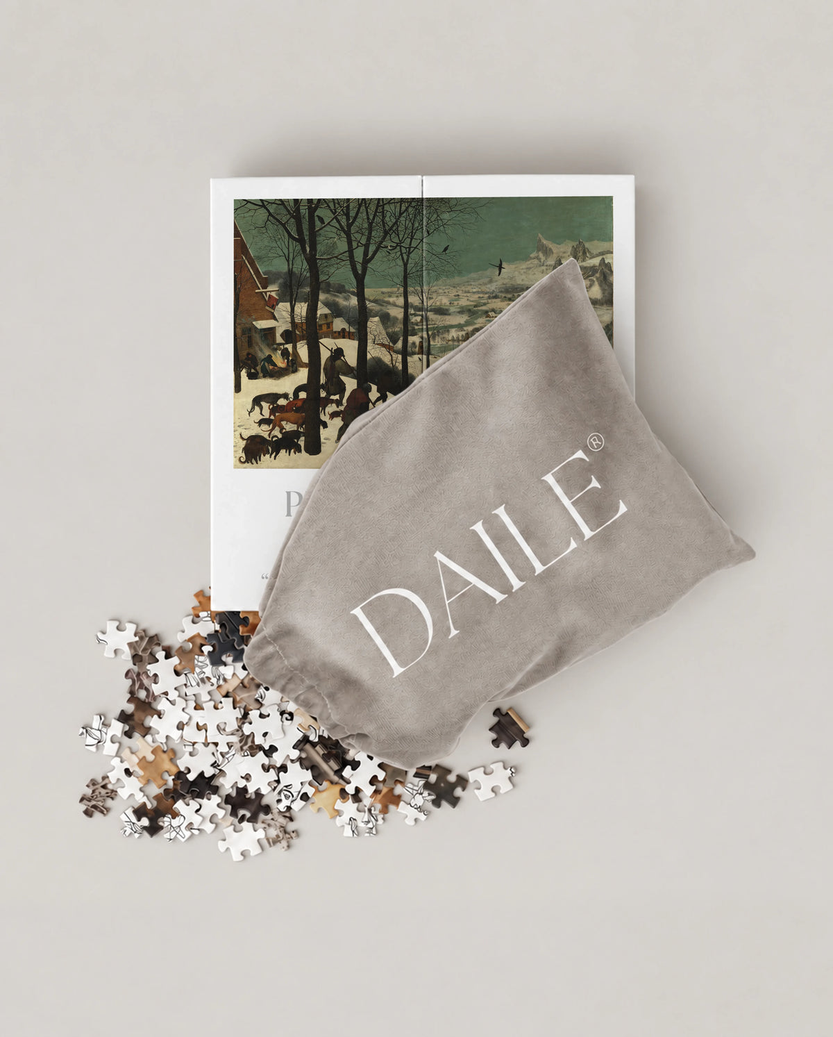 DAILE Mini set seen from above with pouch #set:mini