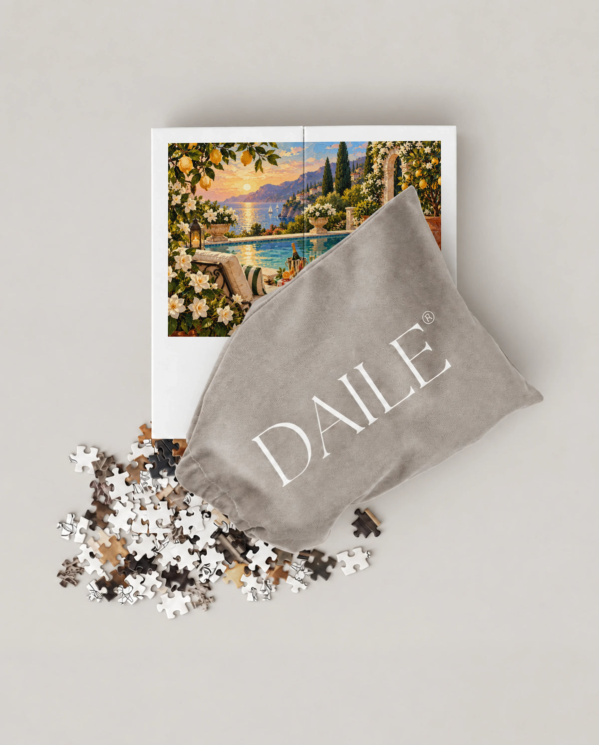 DAILE Mini set seen from above with pouch #set:mini