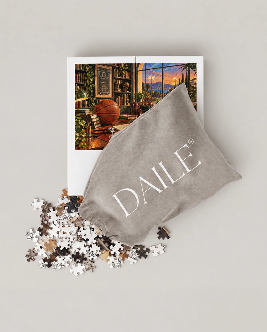 DAILE Mini set seen from above with pouch