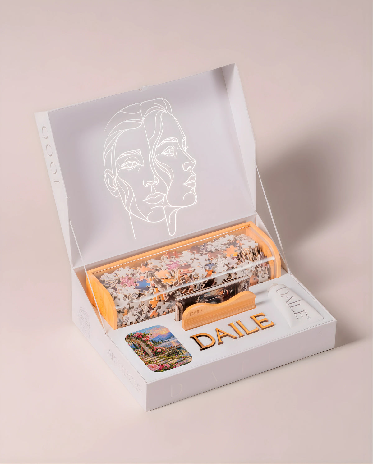 DAILE Classic gift box, open, without candle #set:classic