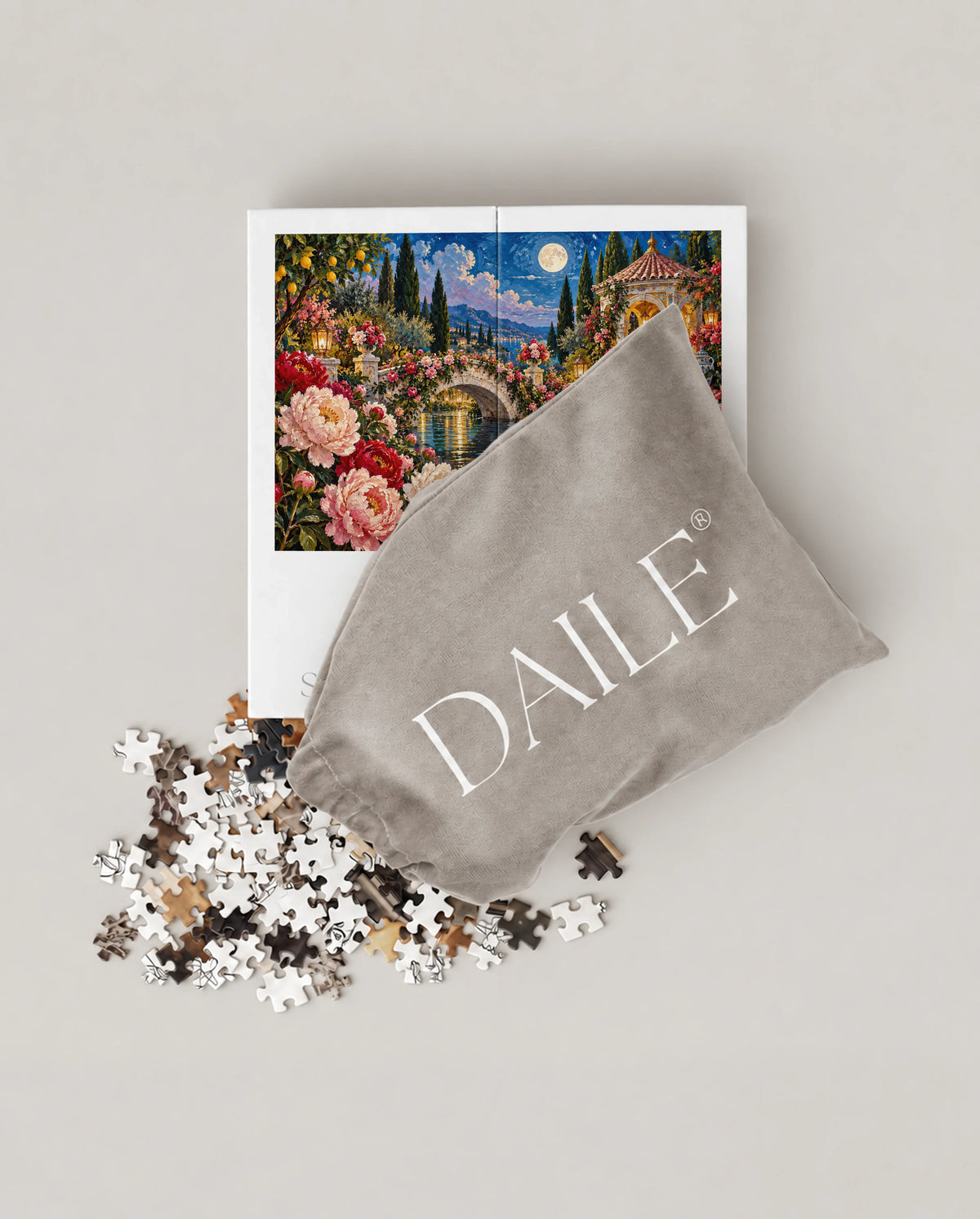 DAILE Mini set seen from above with pouch #set:mini