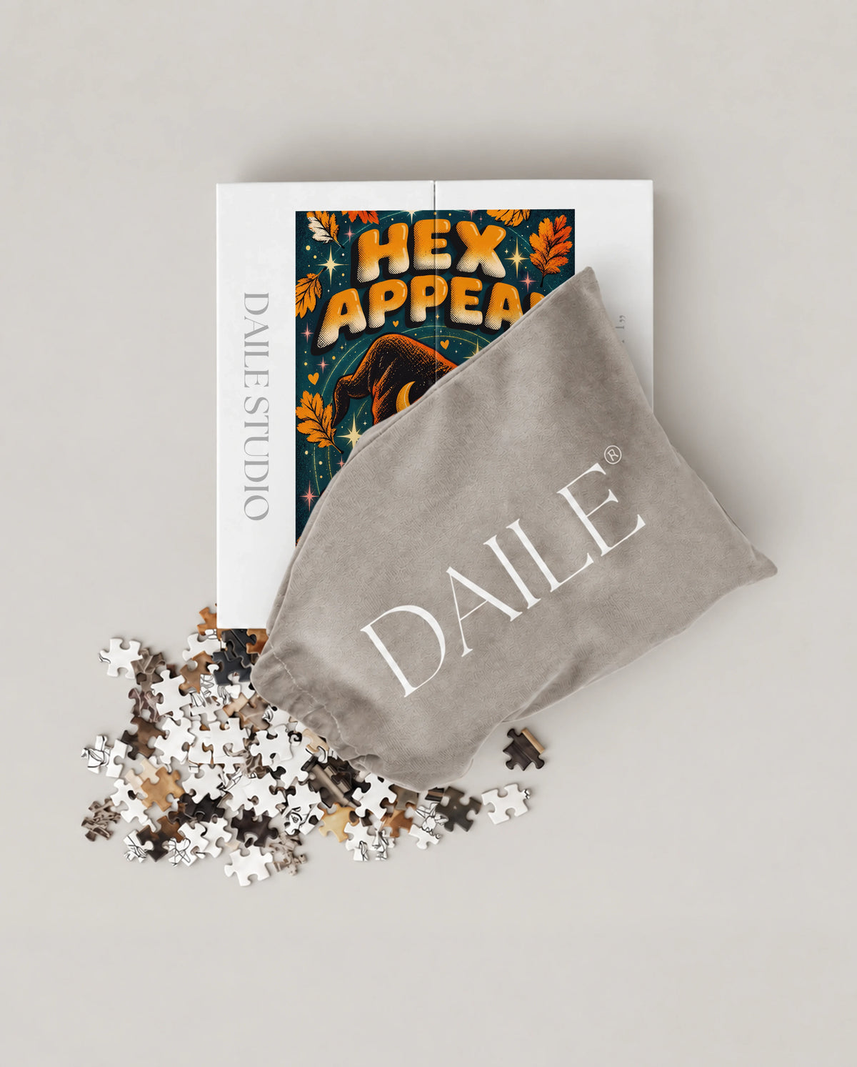 DAILE Mini set seen from above with pouch