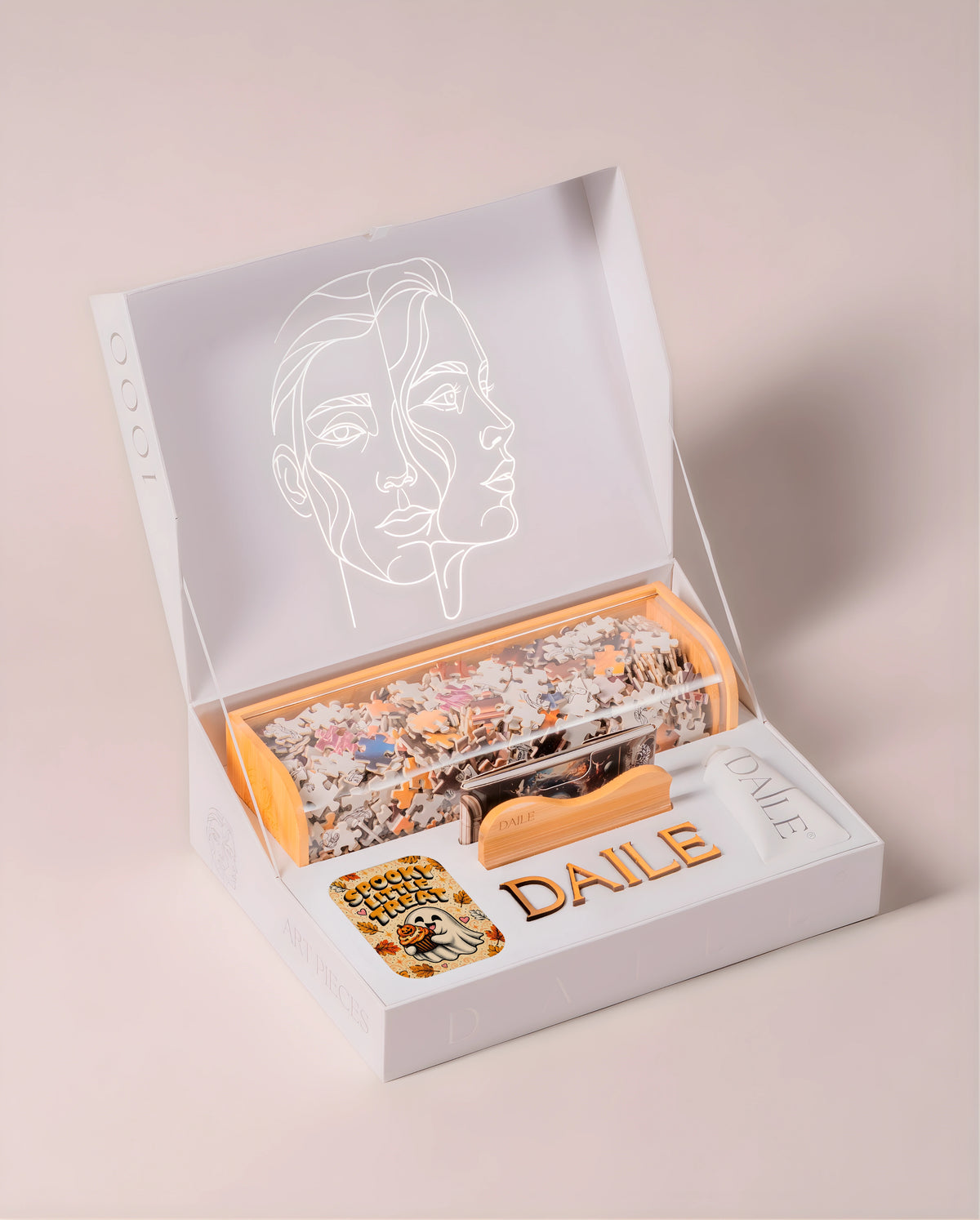 DAILE Classic gift box, open, without candle