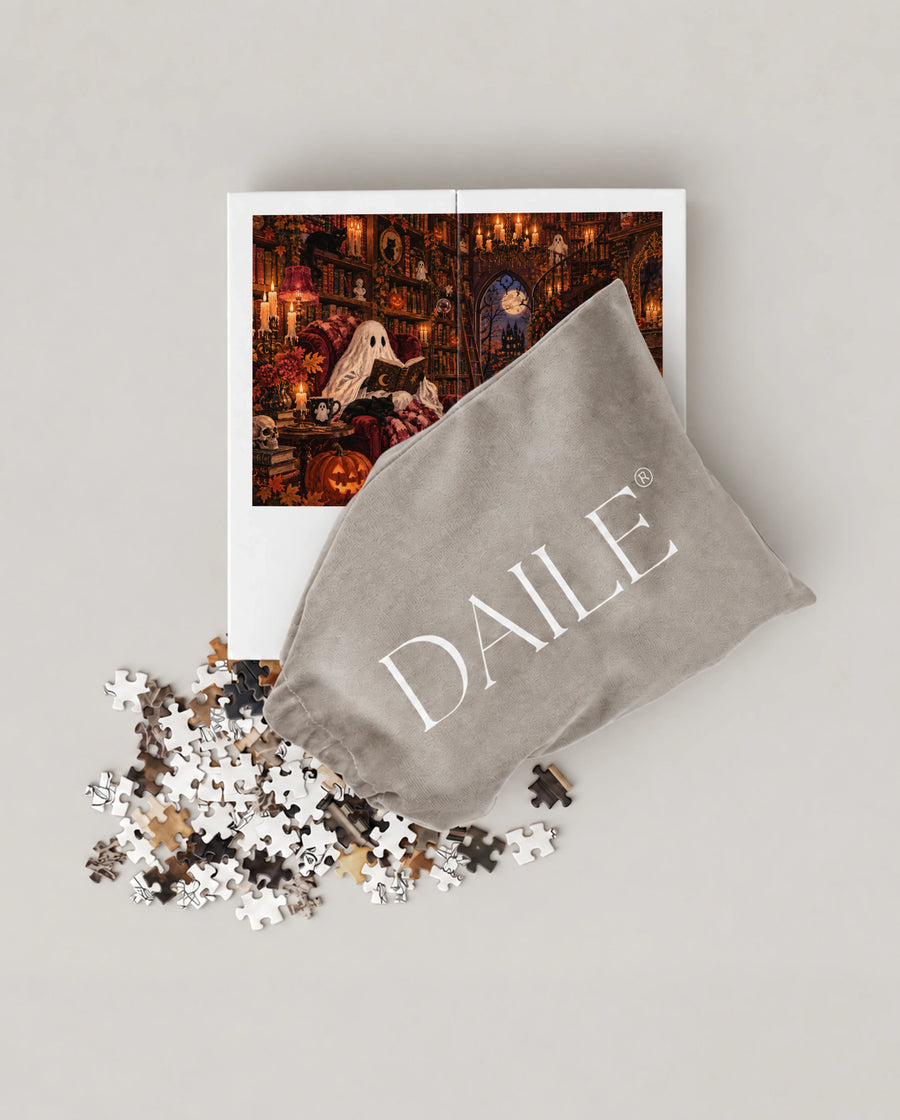 DAILE Mini set seen from above with pouch