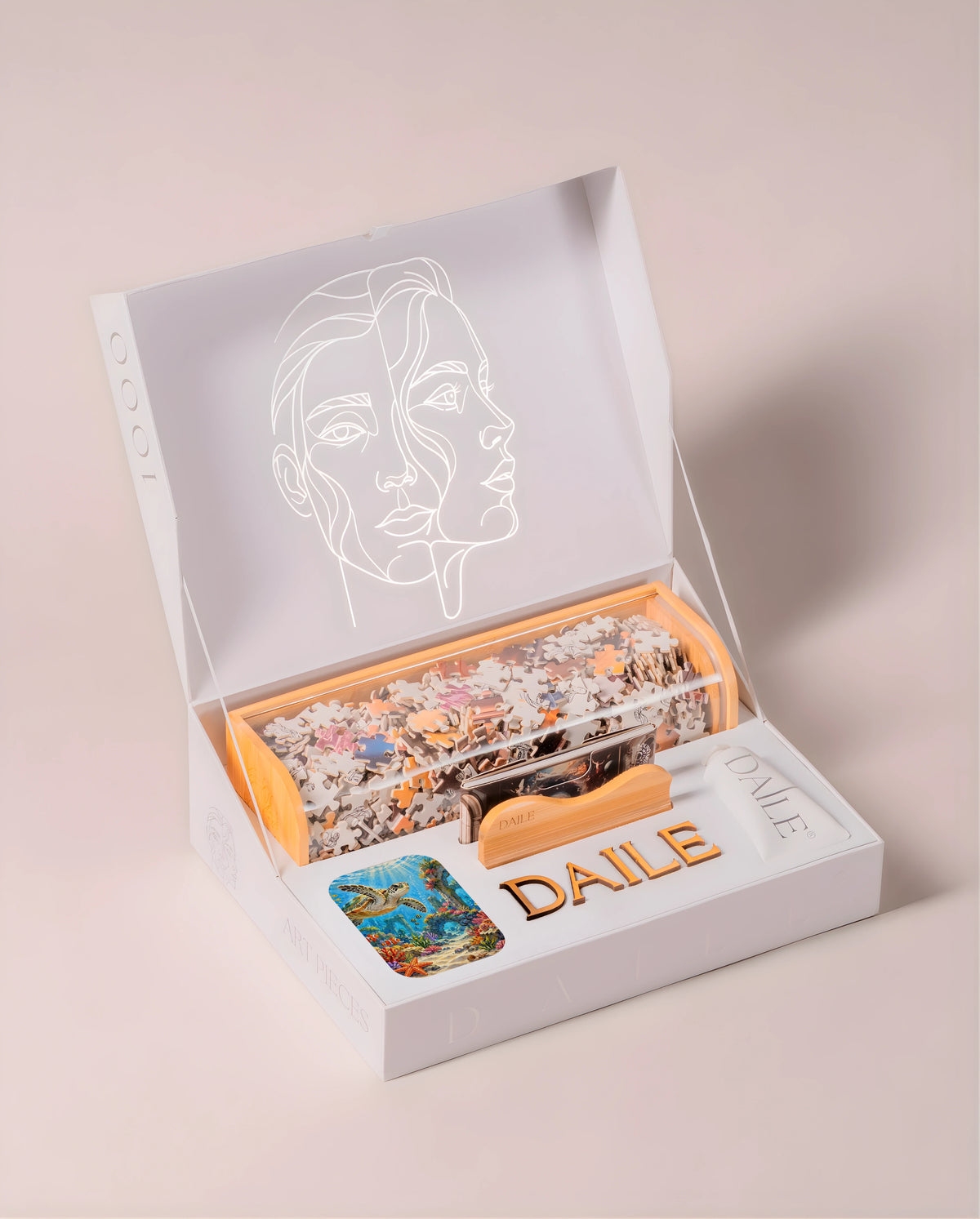 DAILE Classic gift box, open, without candle #set:classic