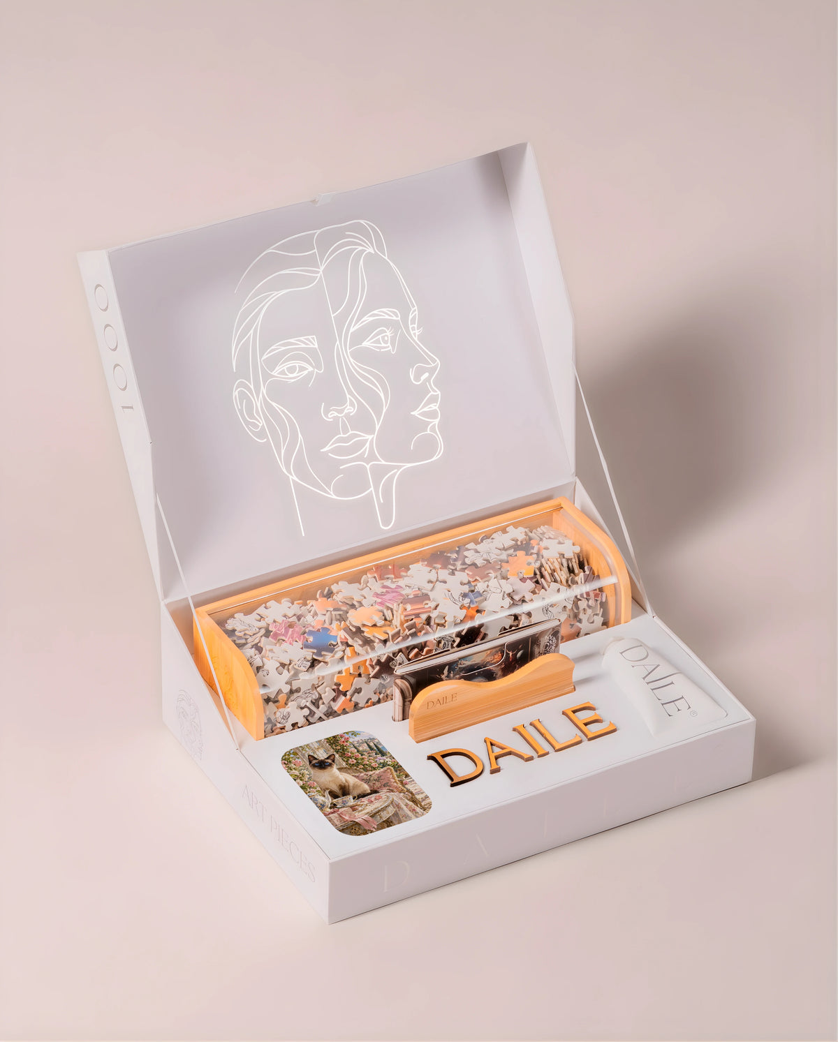 DAILE Classic gift box, open, without candle #set:classic