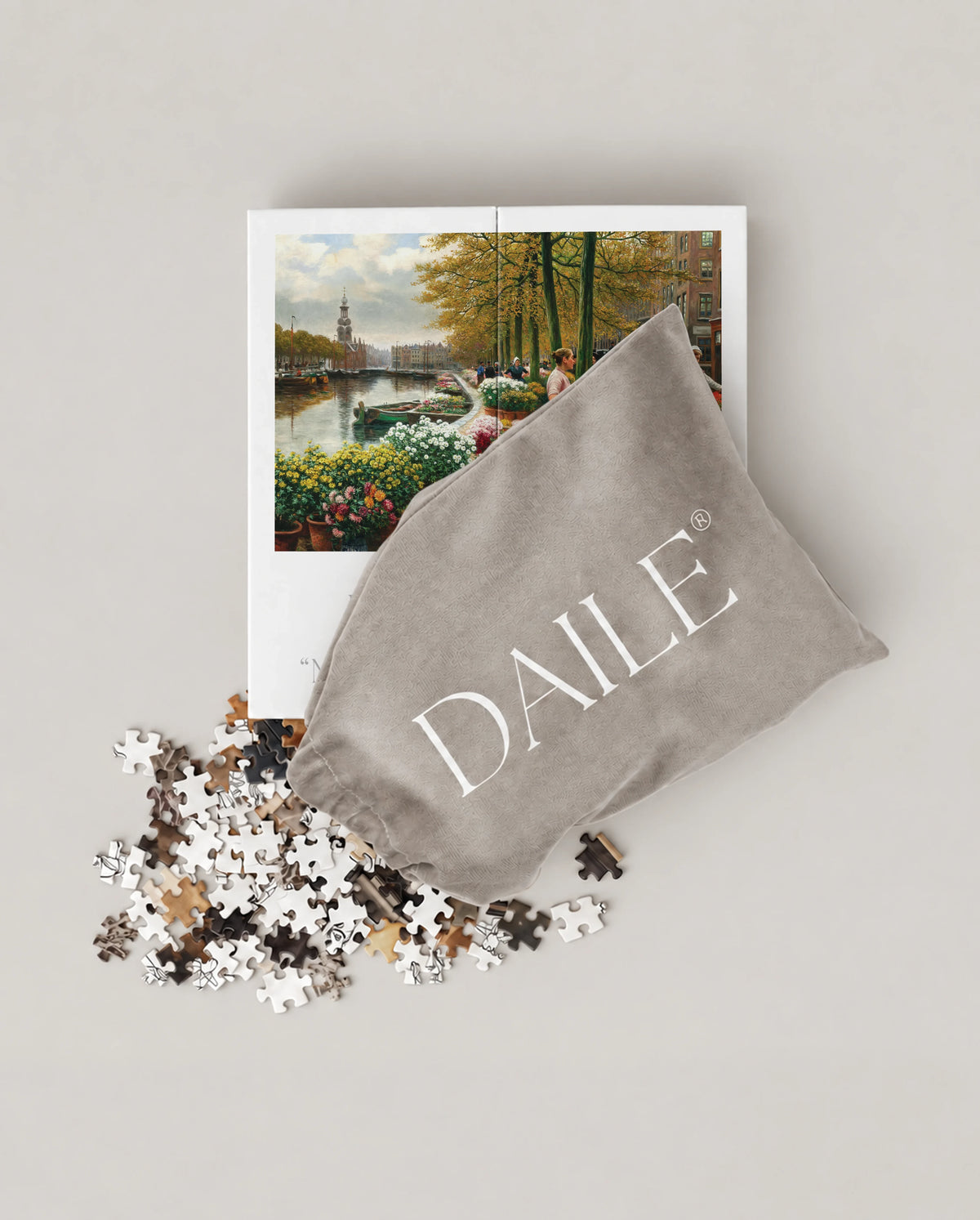 DAILE Mini set seen from above with pouch #set:mini