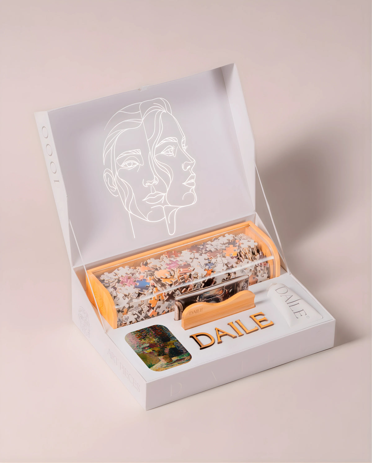 DAILE Classic gift box, open, without candle #set:classic