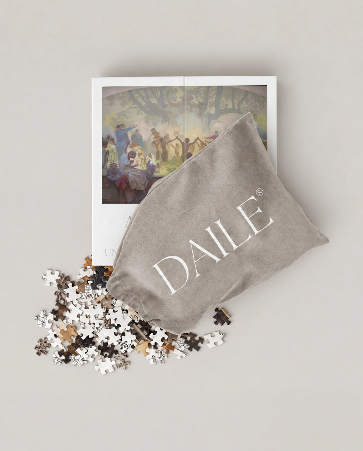DAILE Mini set seen from above with pouch #set:mini