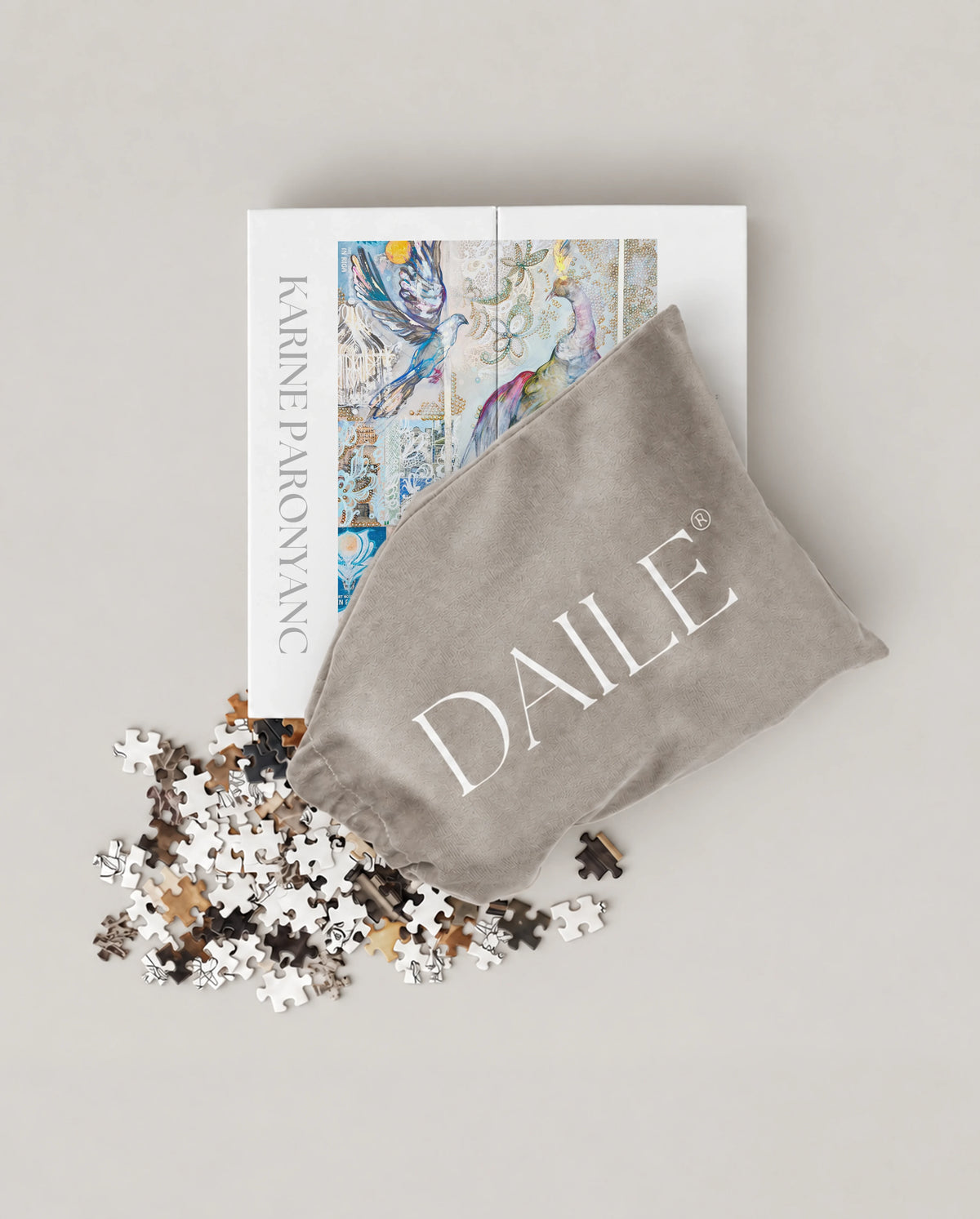 DAILE Mini set seen from above with pouch #set:mini