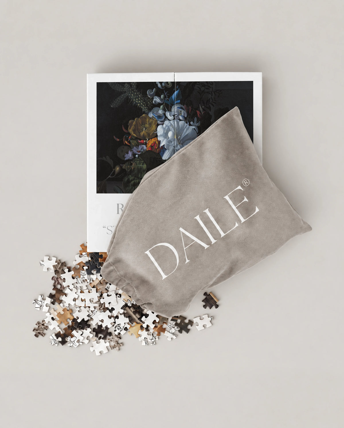 DAILE Mini set seen from above with pouch #set:mini