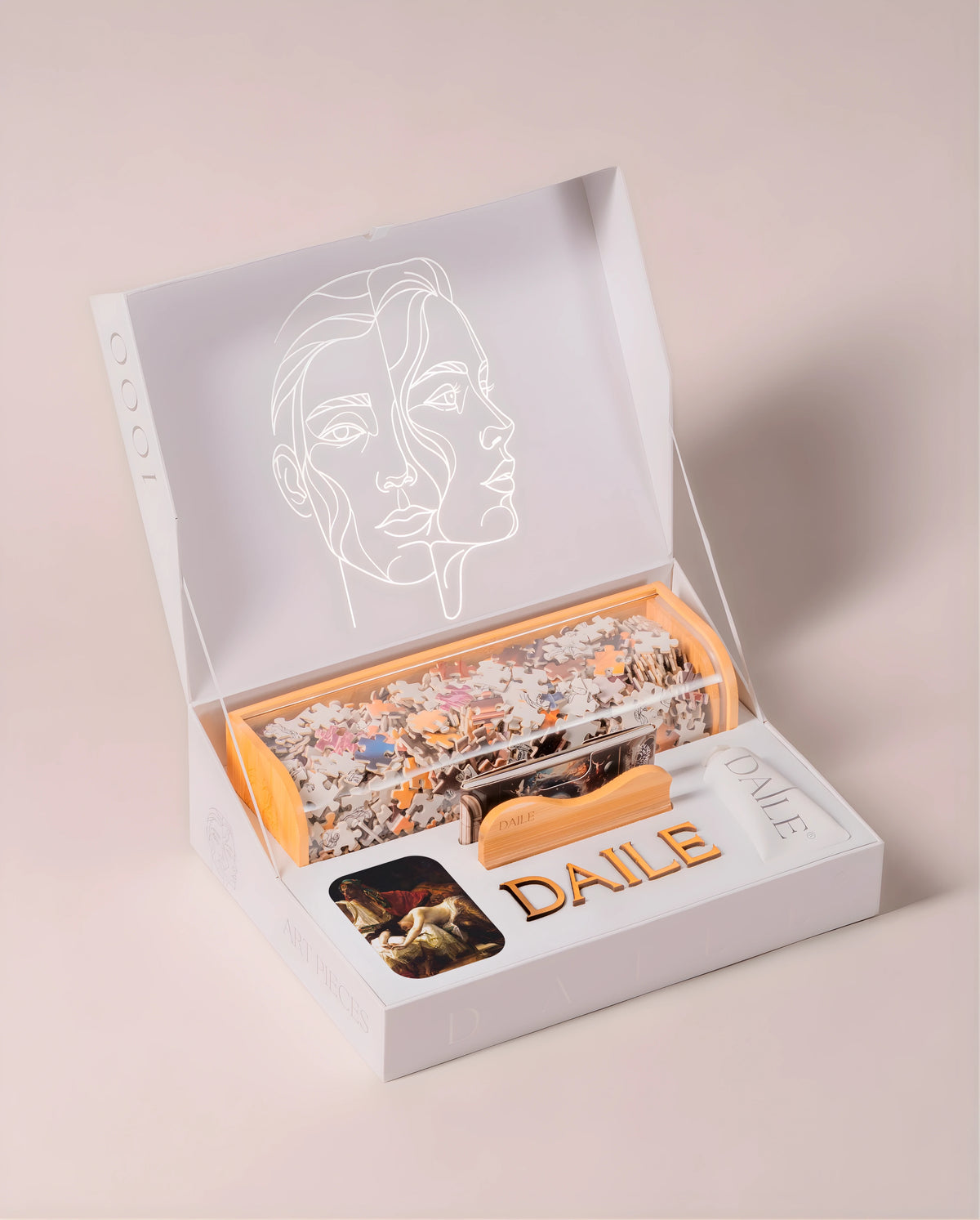 DAILE Classic gift box, open, without candle #set:classic